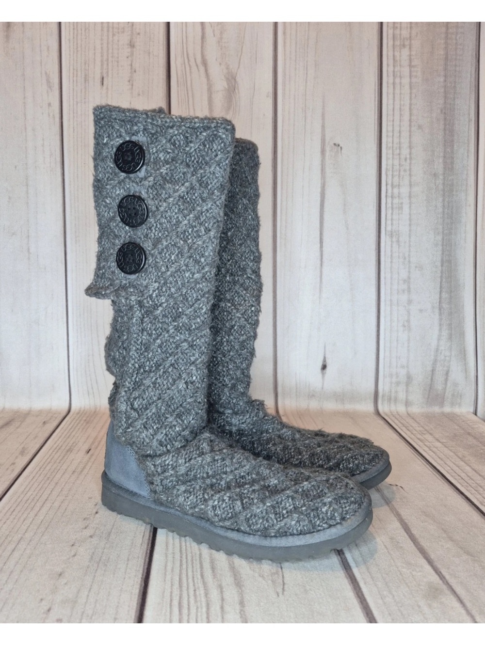 UGG Cardy Womenās Size 8 Gray Knit Skeepskin Fur Lined Tall Winter Boots